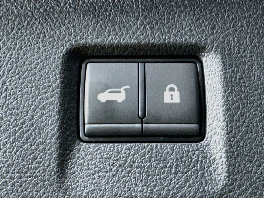 Certified Used 2027 Gray INFINITI LUXE image 36
