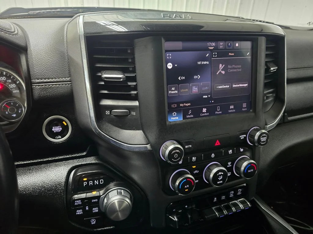 Used 2022 Black Ram Laramie image 30