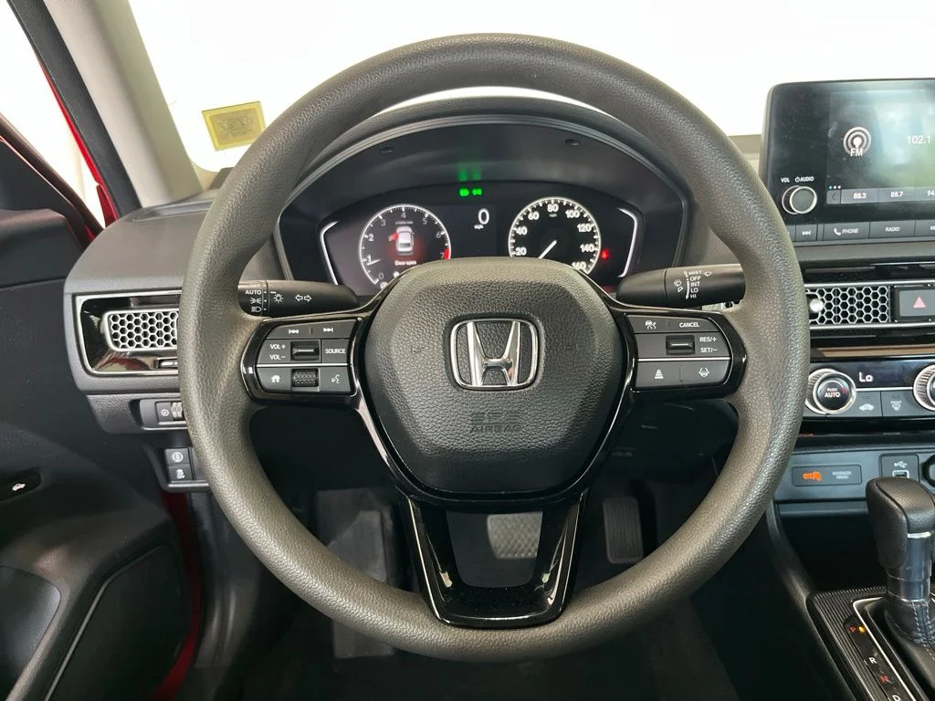 Used 2023 Red Honda LX image 5