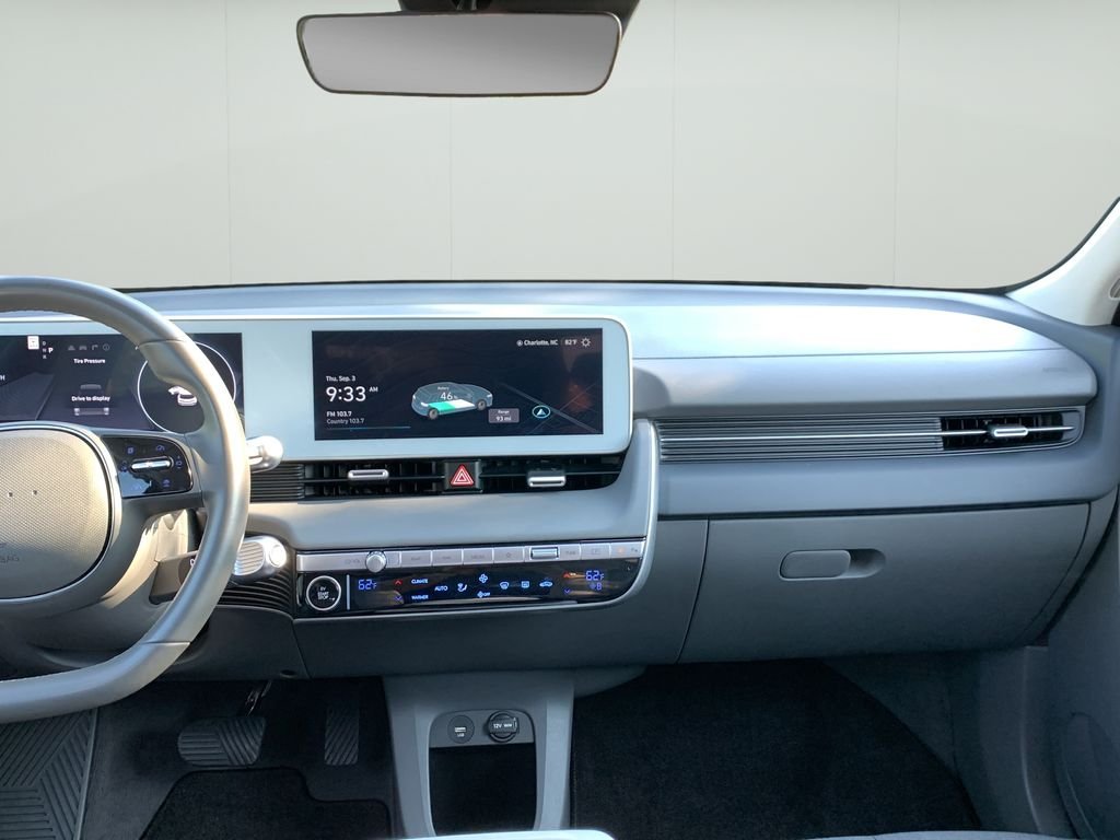 2024 Hyundai IONIQ 5 SE - Photo 18