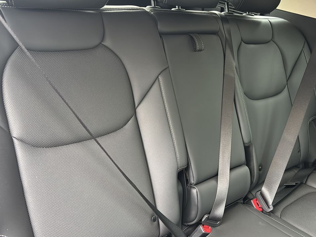 2026 GENESIS GV70 - Photo 37