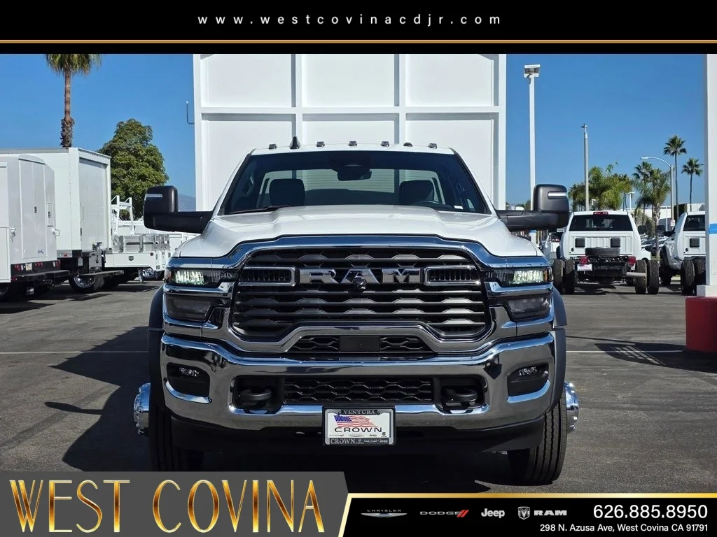 New 2025 Bright White Clearcoat RAM Tradesman image 3