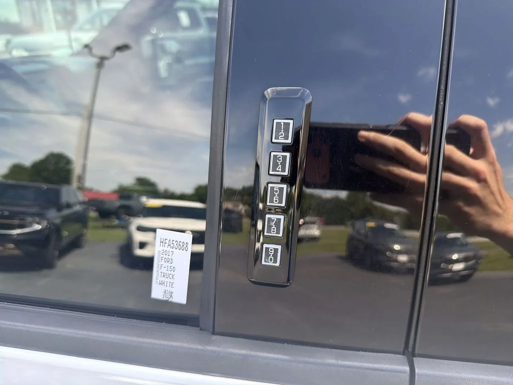 Used 2017 White Ford Raptor image 34