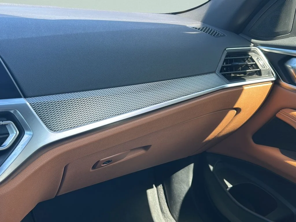Used 2021 Black BMW M440i image 12