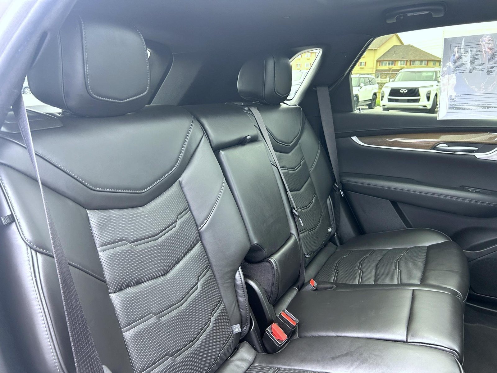 Used 2020 Silver Cadillac Premium Luxury image 20
