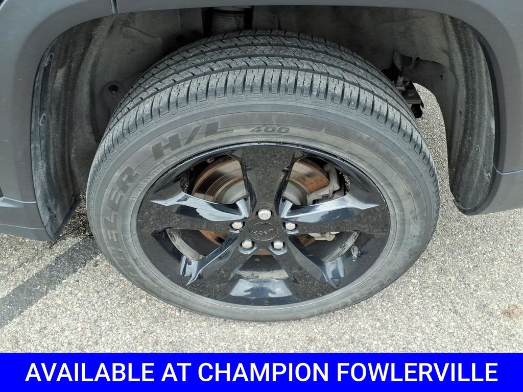 Used 2024 Black Jeep Altitude X image 9