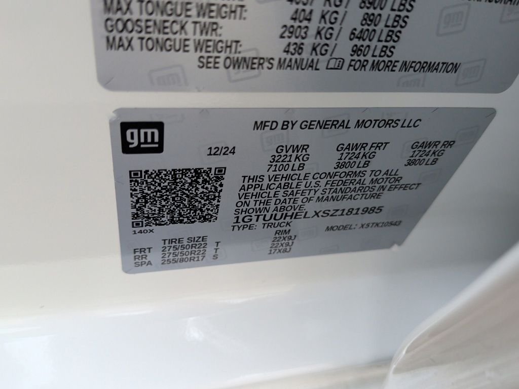 Used 2025 White Frost Tri-Coat GMC Denali Ultimate image 55