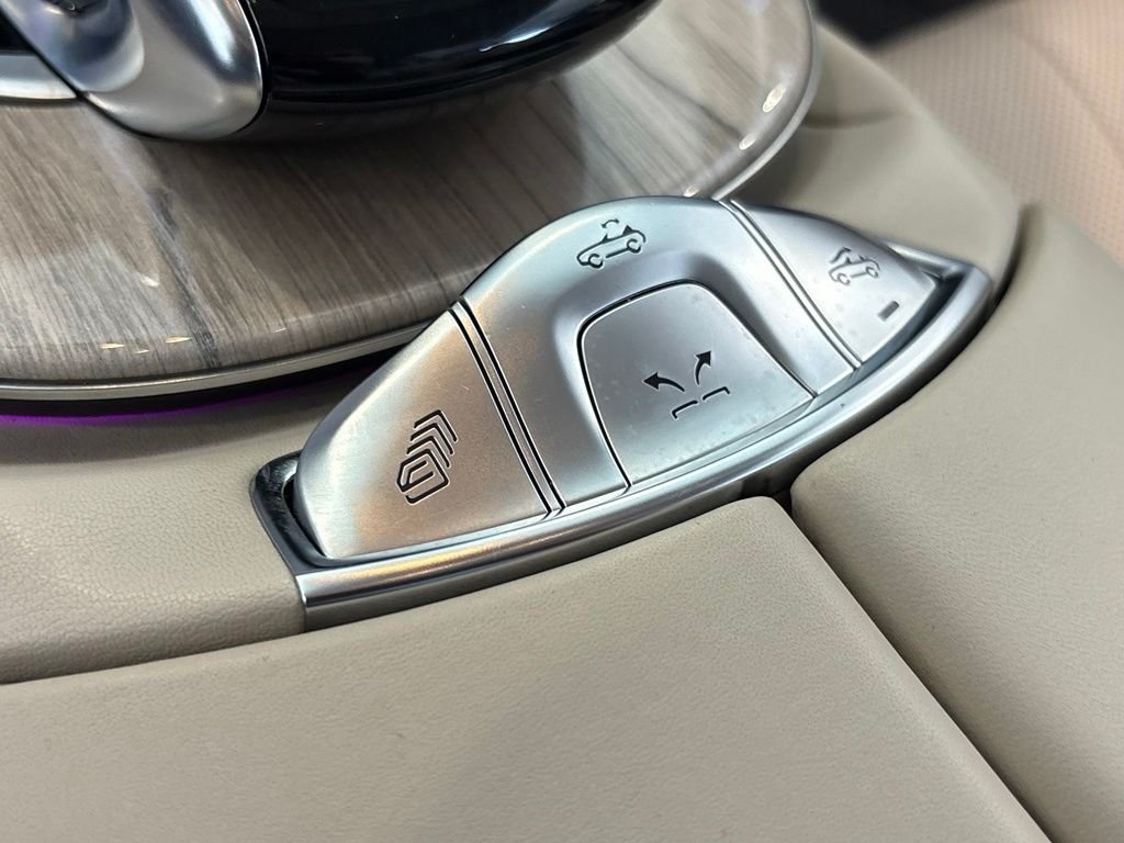 Used 2022 White Mercedes-Benz E 450 image 37