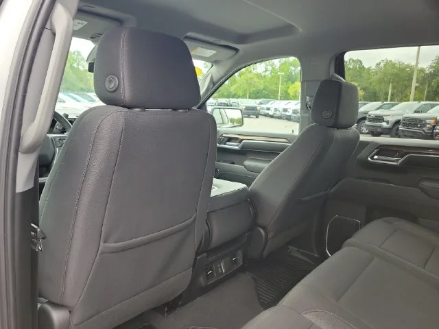 2023 Chevrolet Silverado 1500 LT - Photo 20