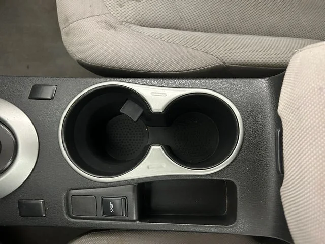 Used 2014 Black Nissan S image 23