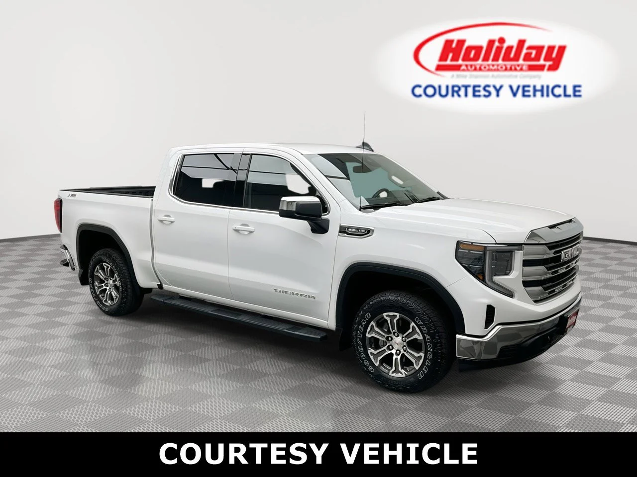 2026 GMC Sierra 4WD Crew Cab Short Box SLE's photo