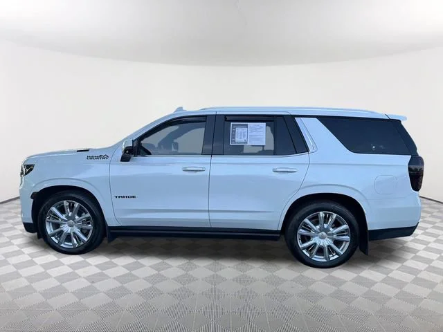 Used 2023 Iridescent Pearl Tricoat Chevrolet High Country image 8
