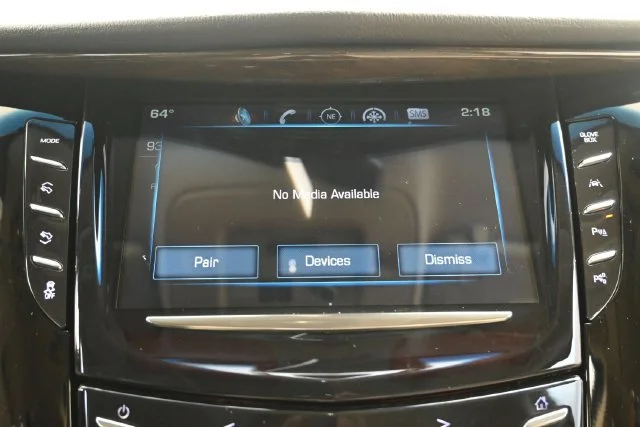 Used 2018 CRYSTAL WHITE TRICOAT Cadillac Luxury image 16