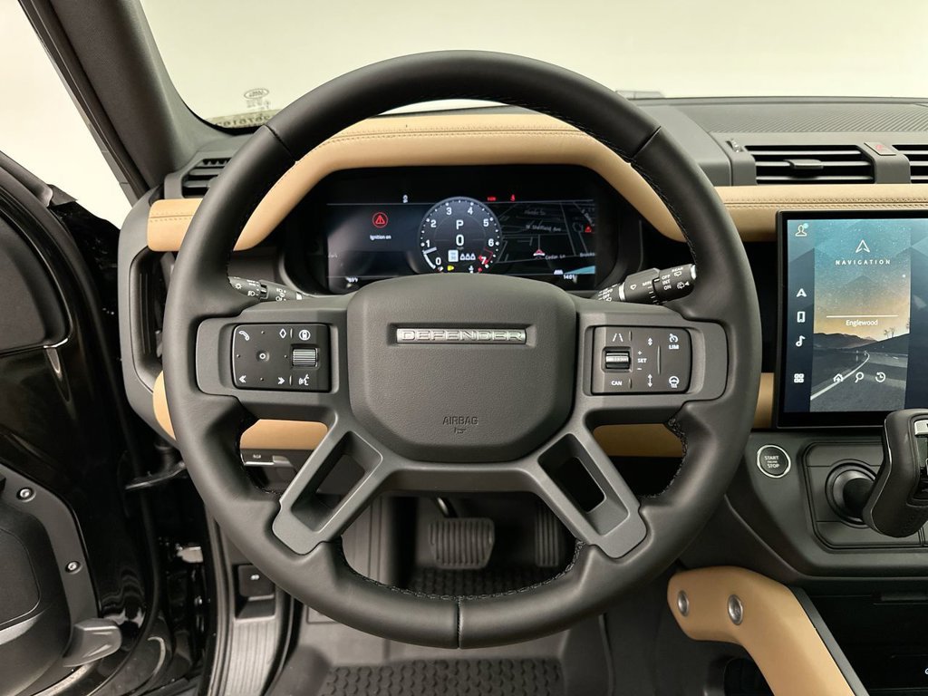 New 2026 Santorini Black Land Rover S image 15