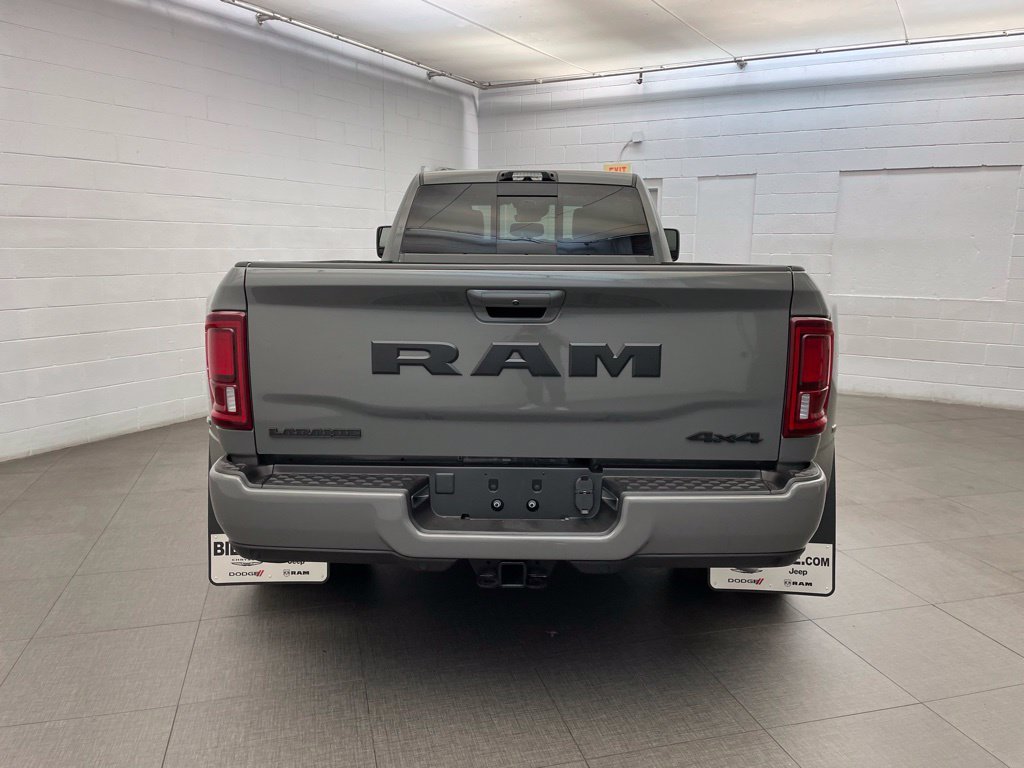 New 2026 Ceramic Gray Clear-Coat Exterior Paint RAM Laramie DRW image 4