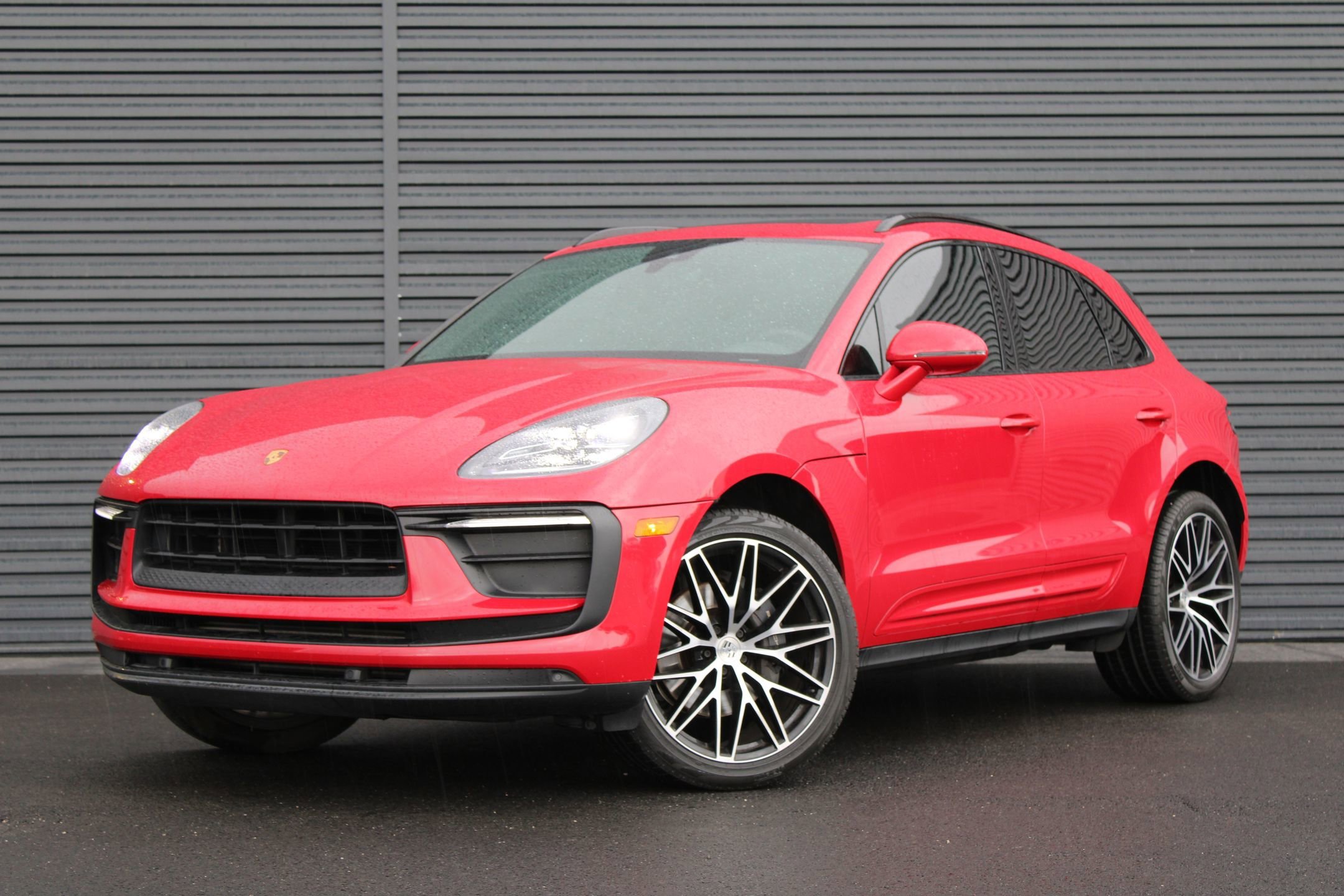 2022 Porsche Macan Base