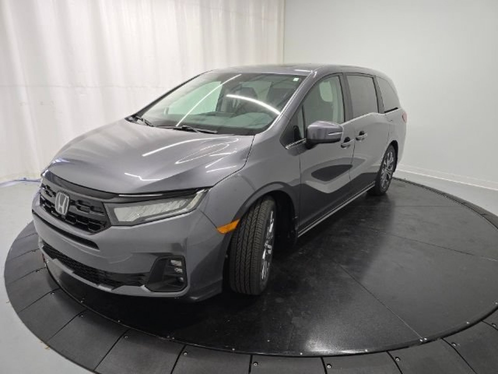 New 2026 Modern Steel Metallic Honda Touring image 17