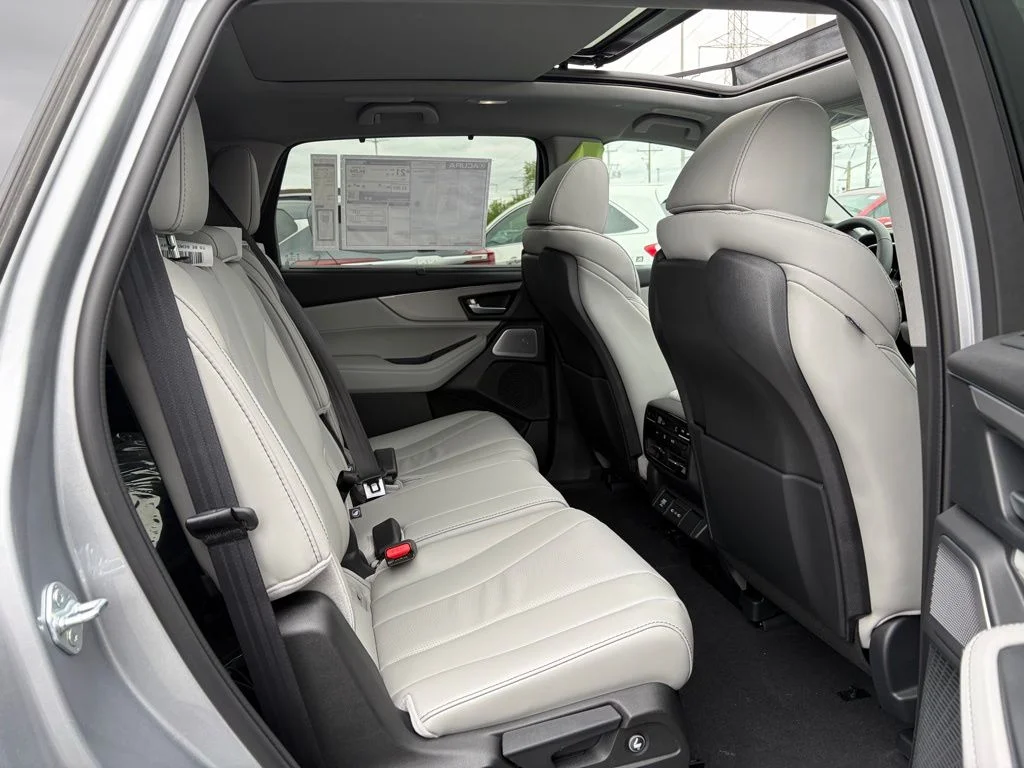 New 2026 Silver Acura Technology Package SH-AWD image 17