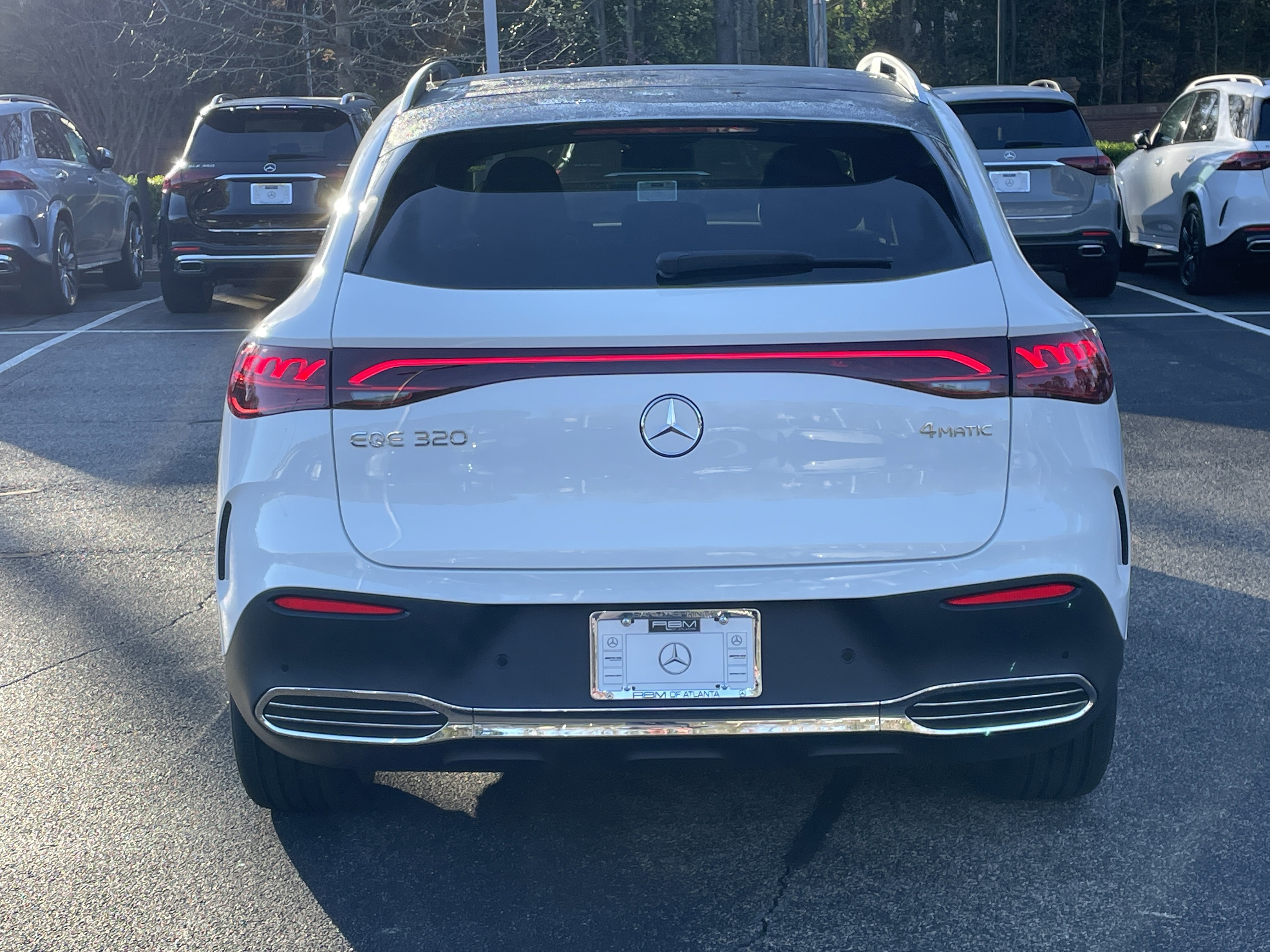 New 2026 Polar White Mercedes-Benz EQE 320 4MATIC® SUV image 7