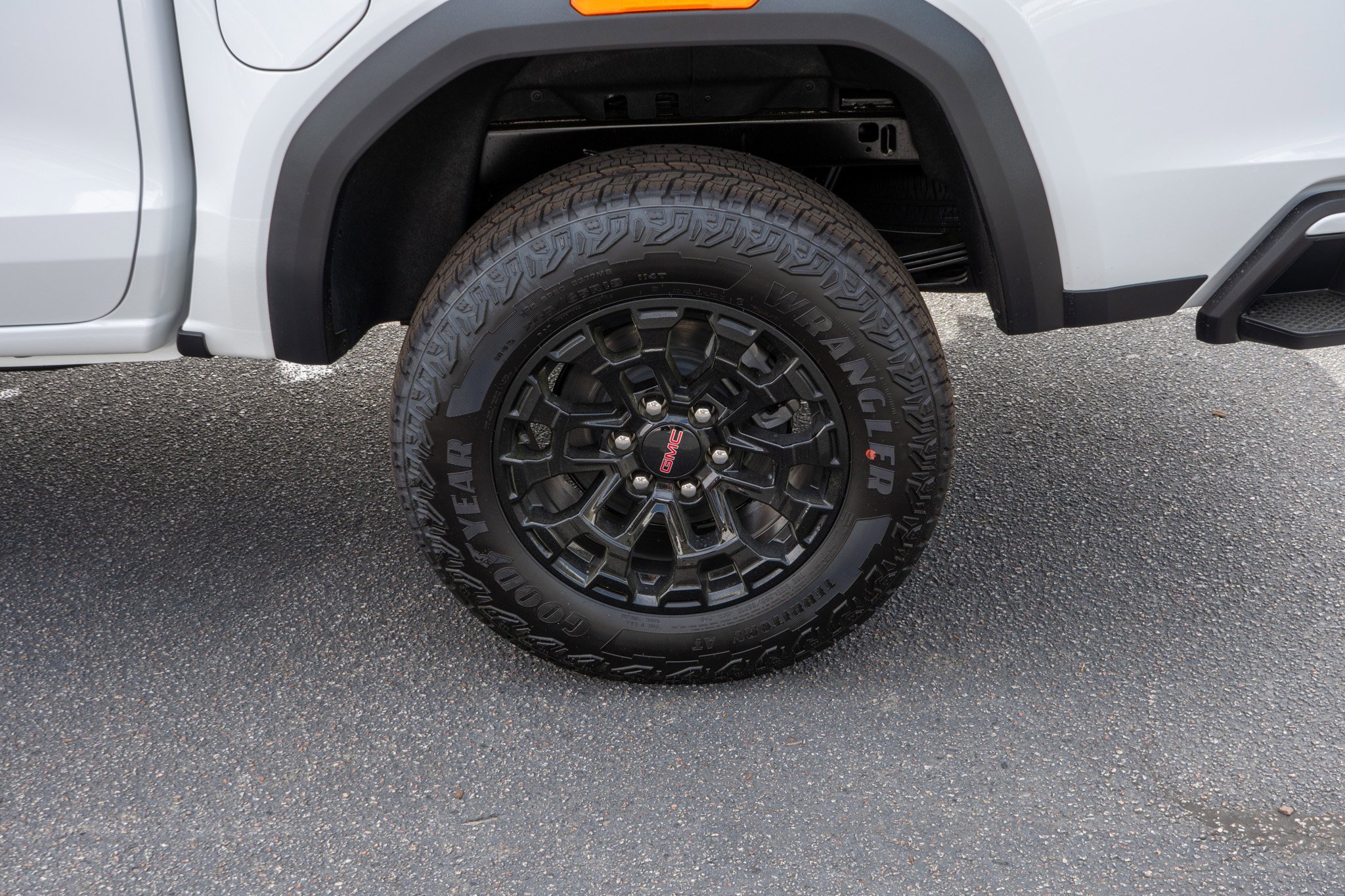 2026 GMC Canyon Elevation - Photo 9