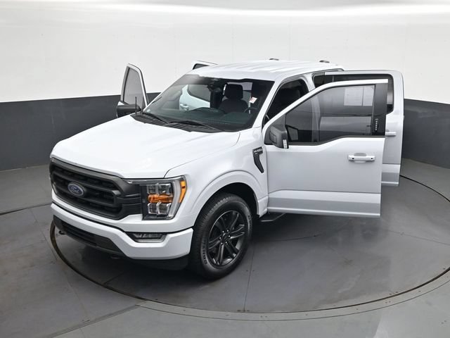 Used 2021 White Ford XLT image 30