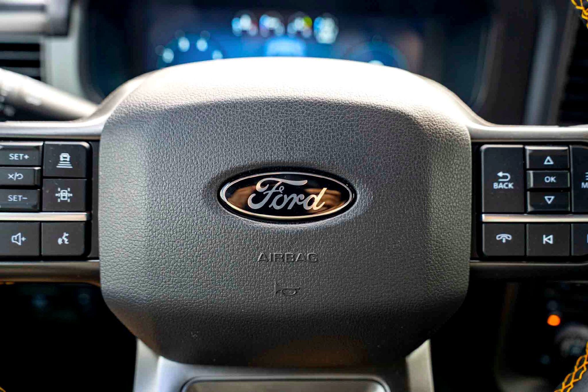 New 2025 Iconic Silver Metallic Ford Tremor image 12
