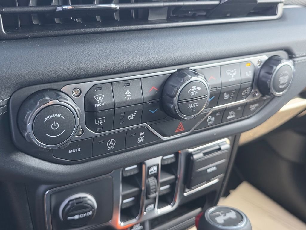 New 2026 Reign Exterior Paint Jeep Rubicon X image 18