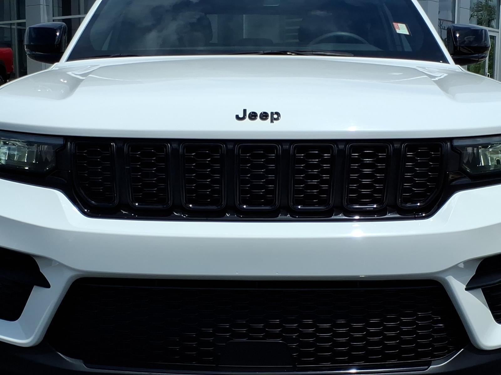 Used 2024 Bright White Clearcoat Jeep Altitude X image 14