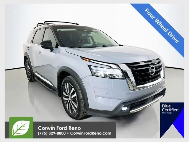 2022 Nissan Pathfinder Platinum 4WD's photo