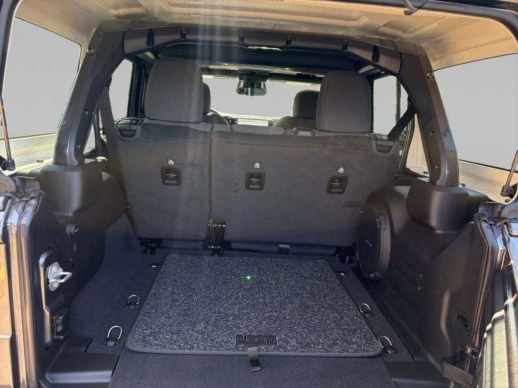New 2026 Granite Crystal Metallic Clear-Coat Exterior Paint Jeep 85th Anniversary Edition image 15
