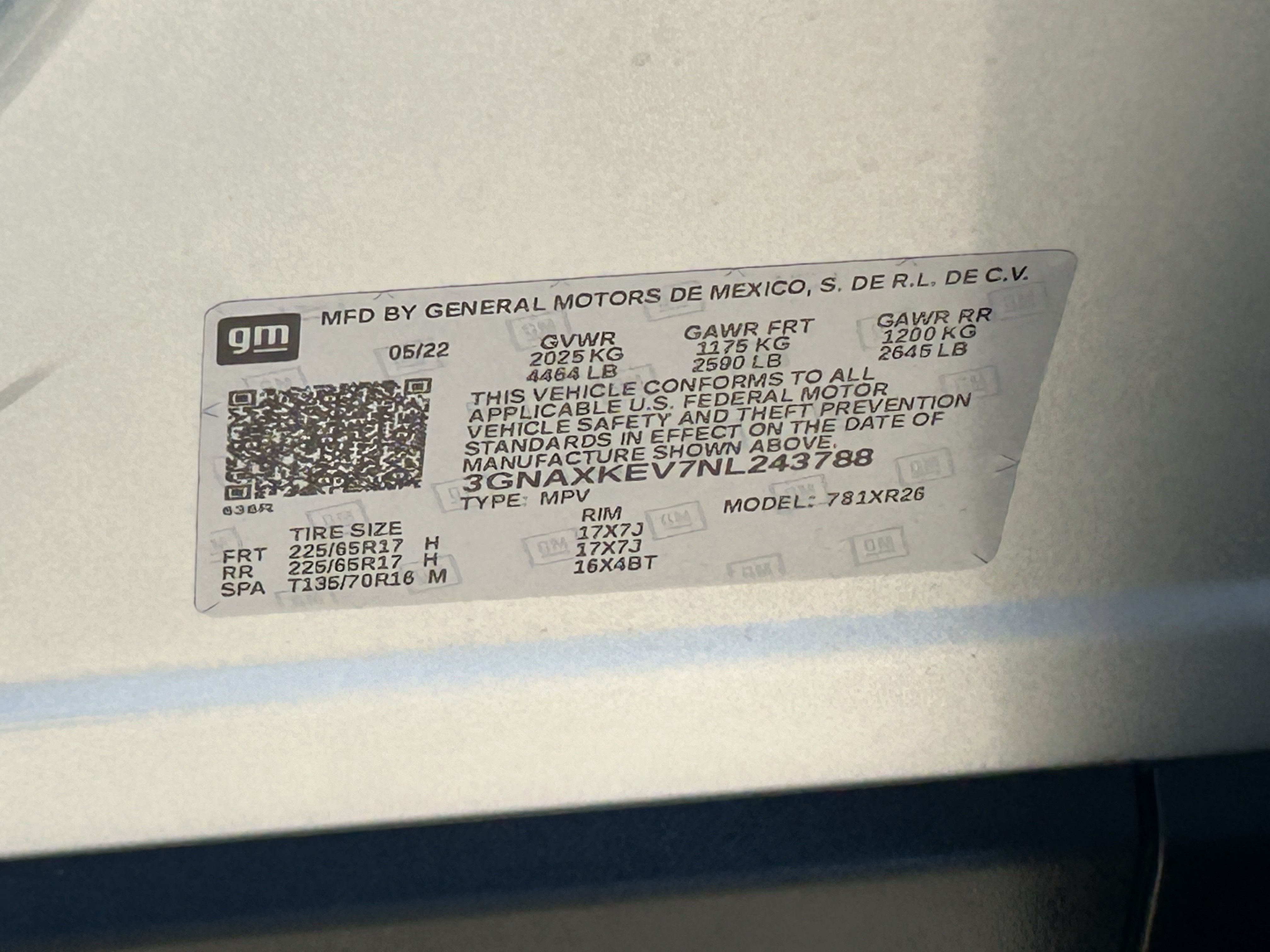 Certified Used 2022 Silver Ice Metallic Chevrolet LT image 32