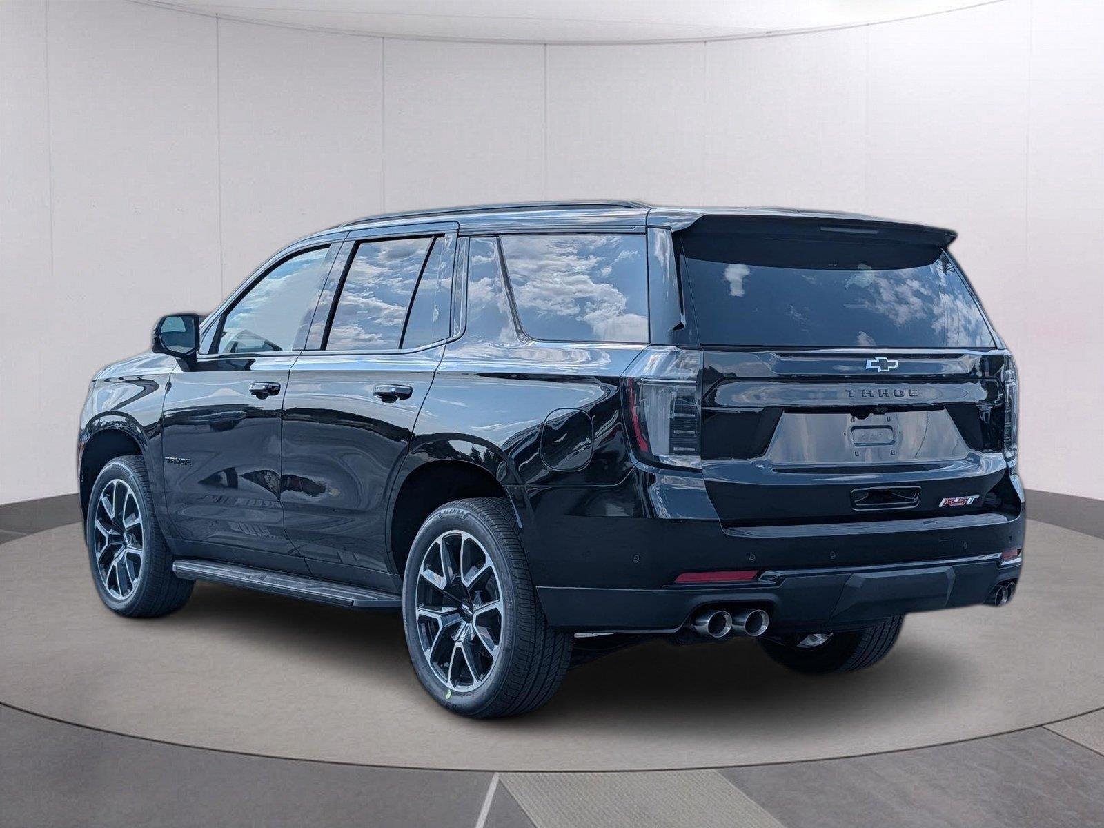 2026 Chevrolet Tahoe RST - Photo 3