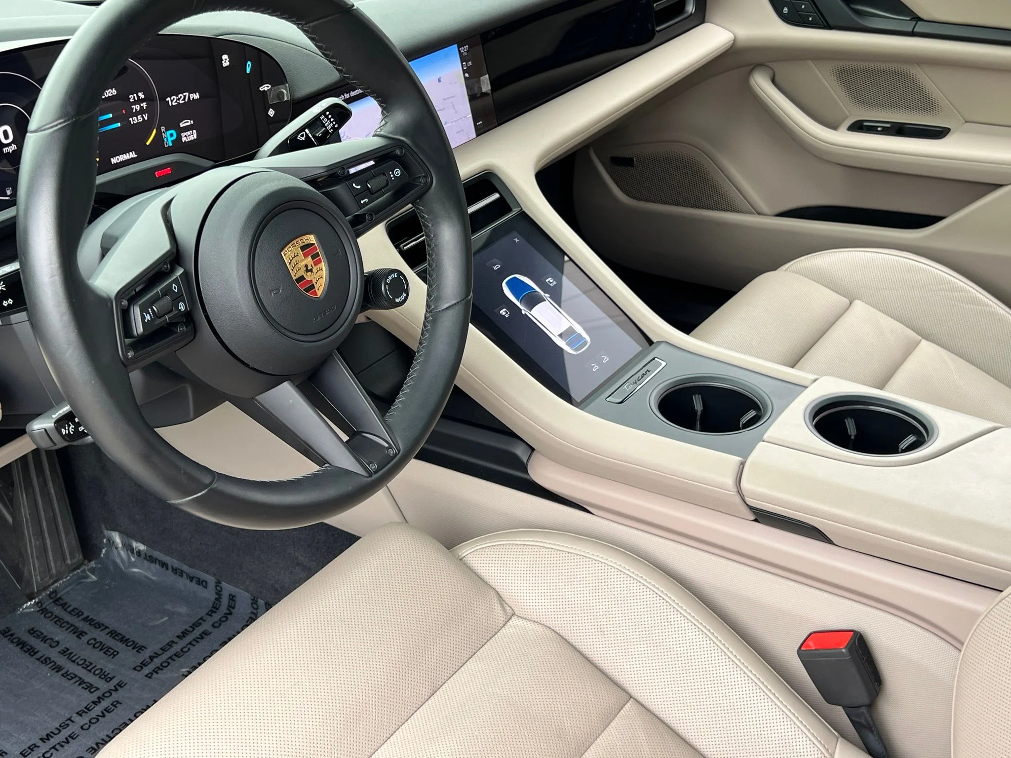 Used 2023 Green Porsche Base image 2