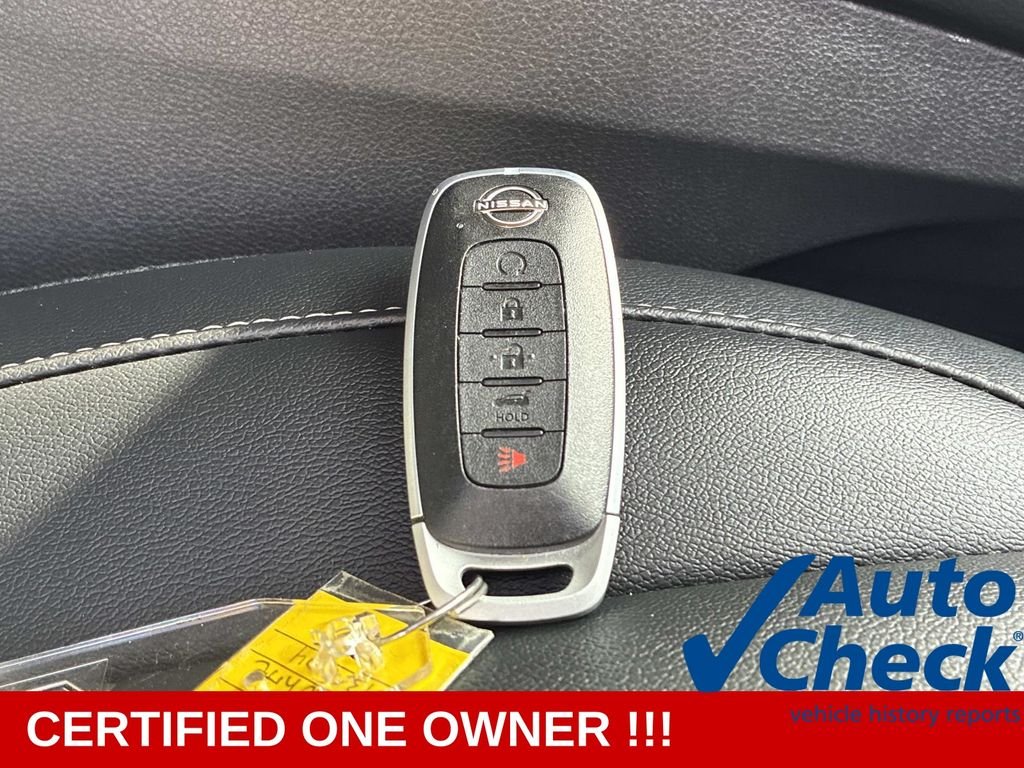 Used 2025 White Nissan SV image 9