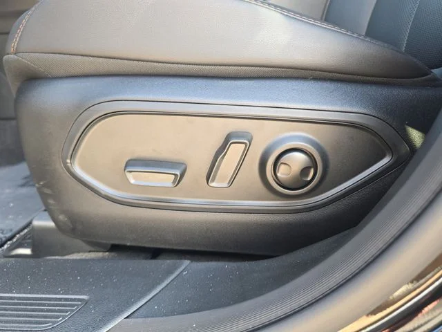 New 2026 Black Jeep Limited image 16