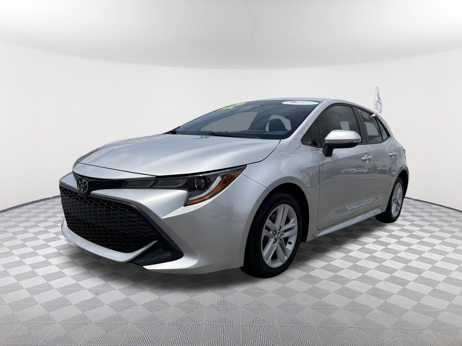 2022 Toyota Corolla Hatchback SE - Photo 3