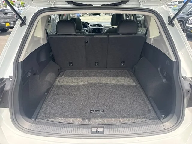 Certified Used 2023 Opal White Volkswagen SE image 13