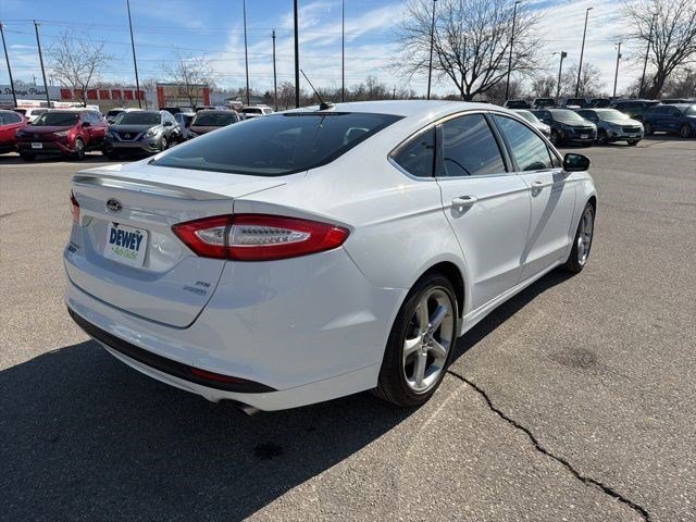 Used 2014 Oxford White Ford SE image 5