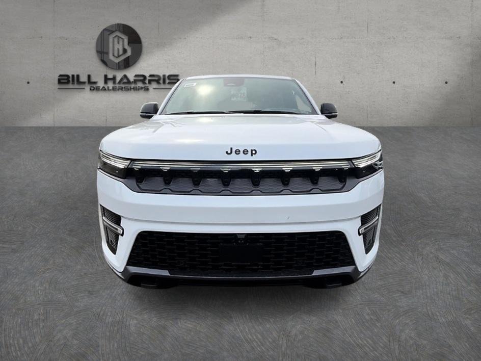 New 2026 Bright White Clear-Coat Exterior Paint Jeep Limited Reserve image 2