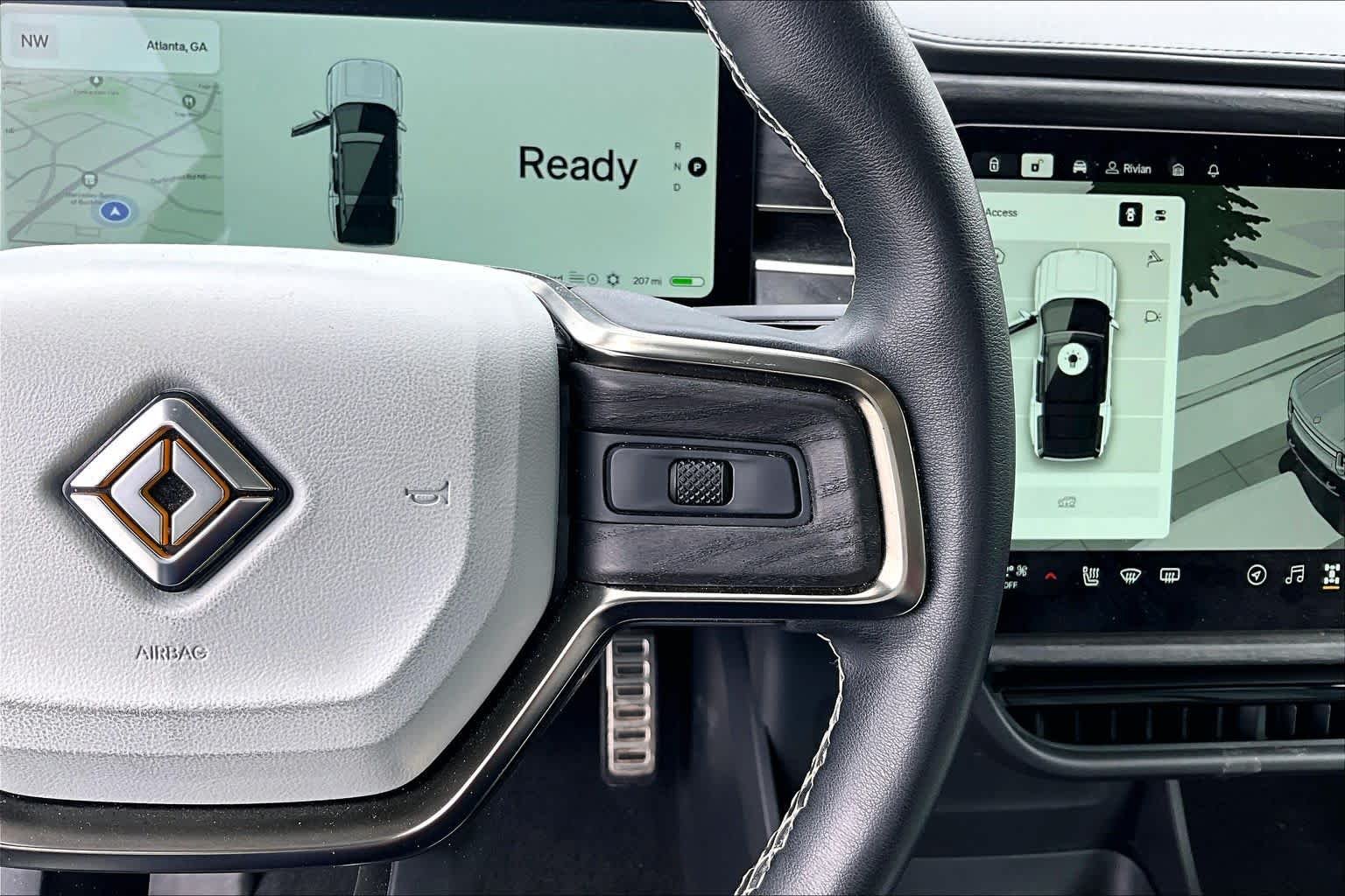 Used 2023 Glacier White Rivian Launch Edition image 23