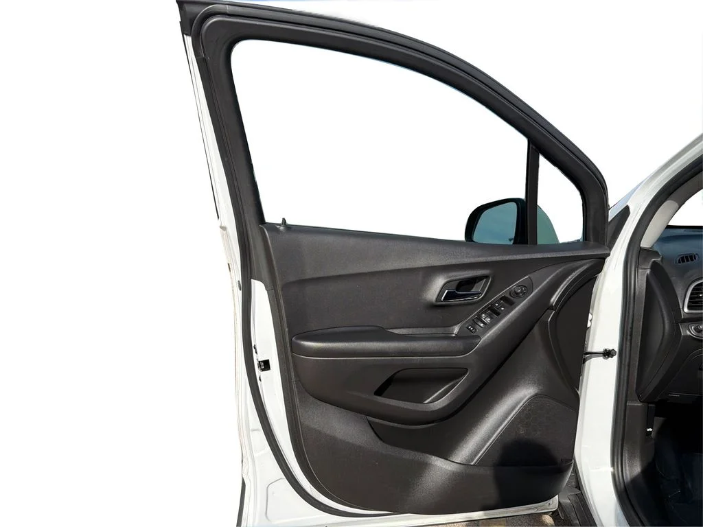 Used 2022 Summit White Chevrolet LT image 20