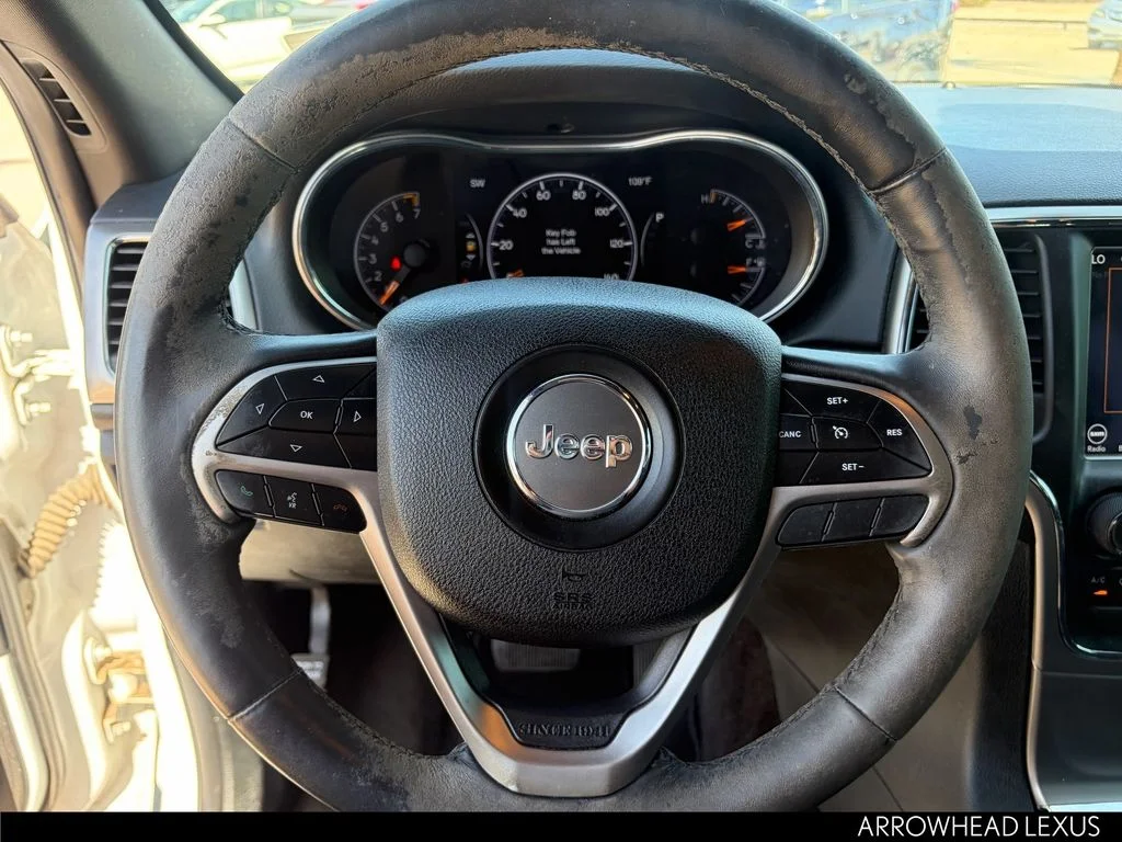 Used 2018 White Jeep Laredo E image 14