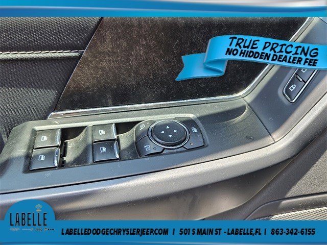 Used 2023 Agate Black Metallic Ford XLT image 17