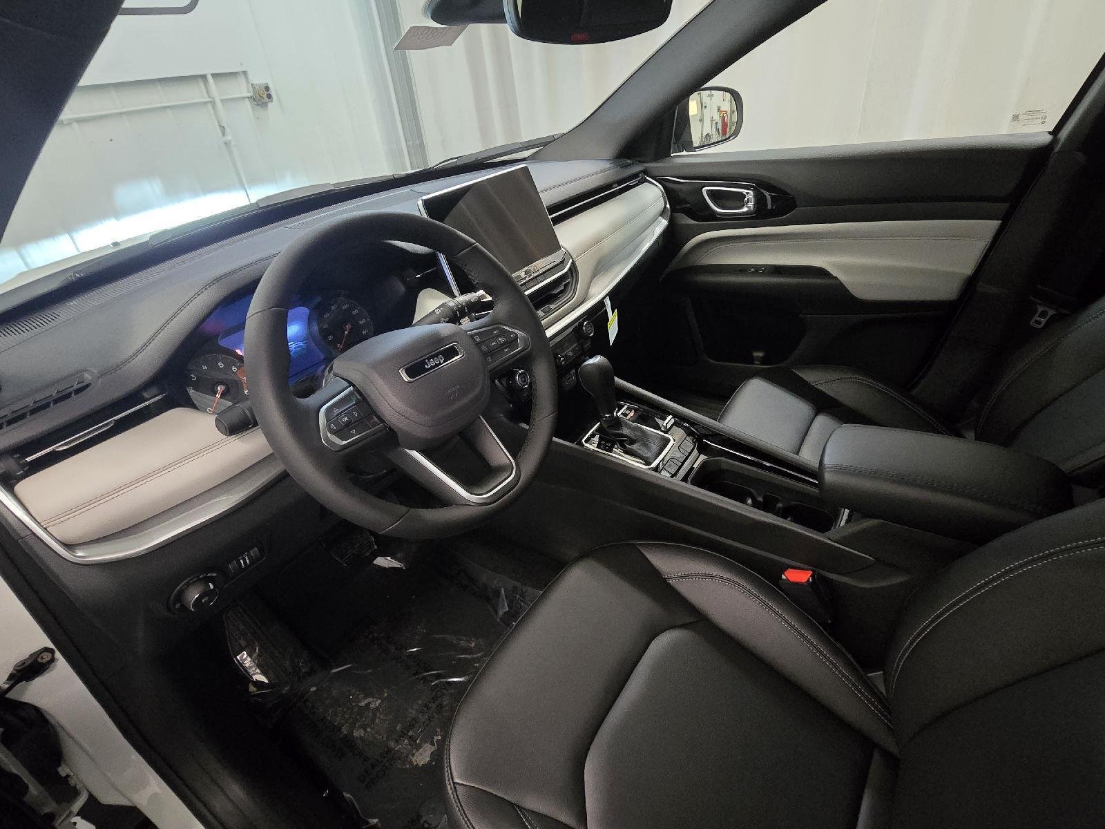 2026 Jeep Compass Limited - Photo 34