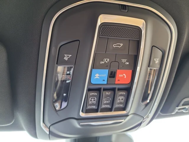 Used 2025 Red Jeep Summit image 19