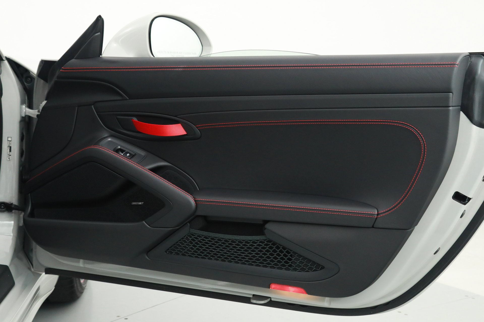 Used 2019 Chalk Porsche Speedster image 16