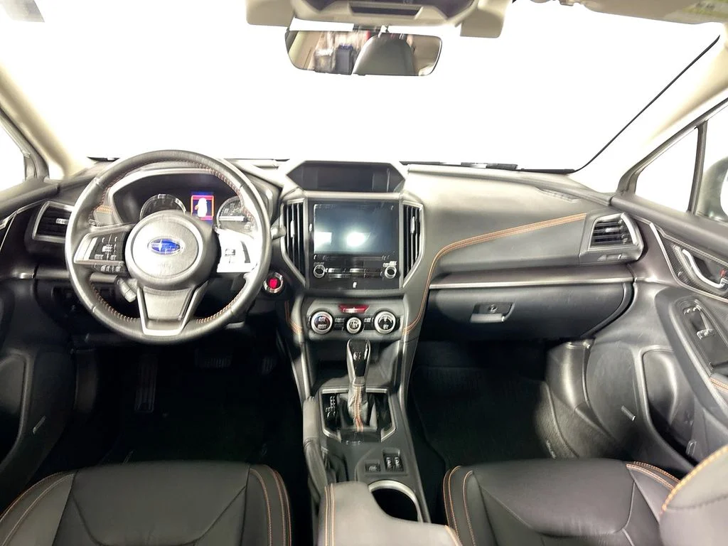 Used 2018 Silver Subaru 2.0i Limited image 12