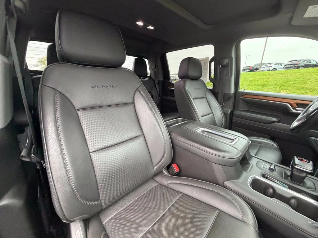 Used 2022 ONYX BLACK GMC Denali image 40