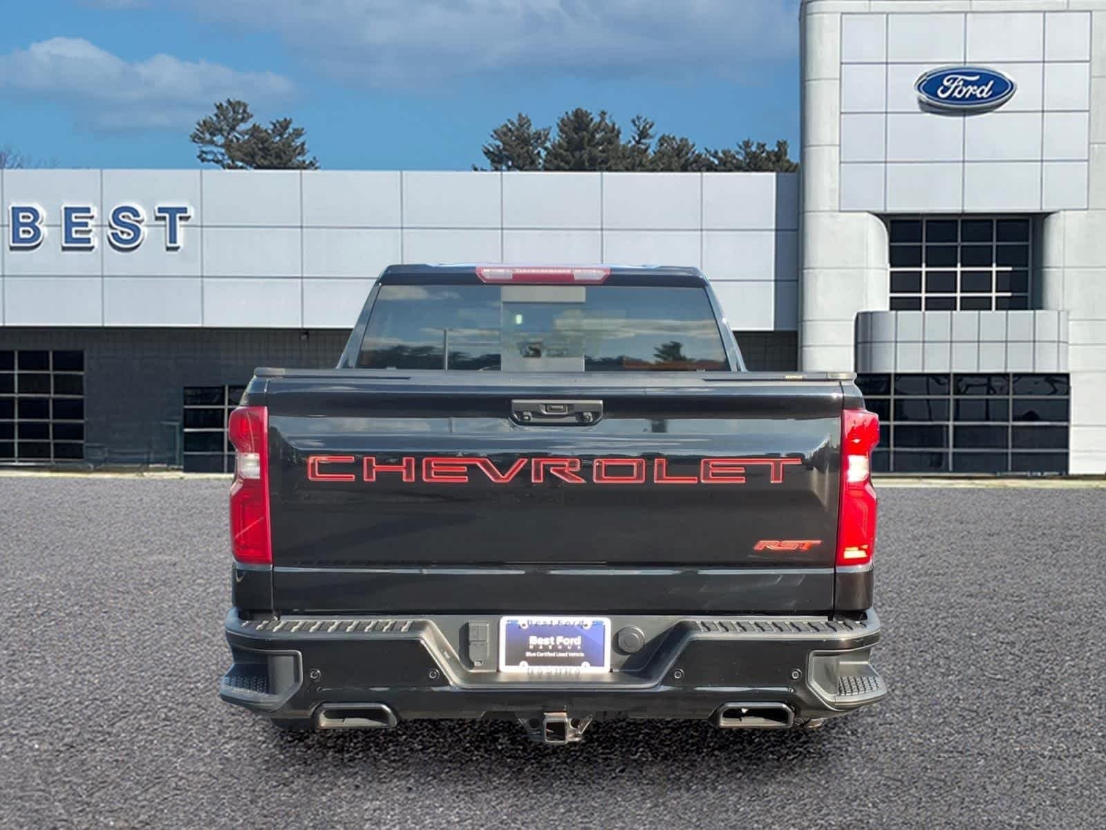 Used 2022 Black Chevrolet RST image 5