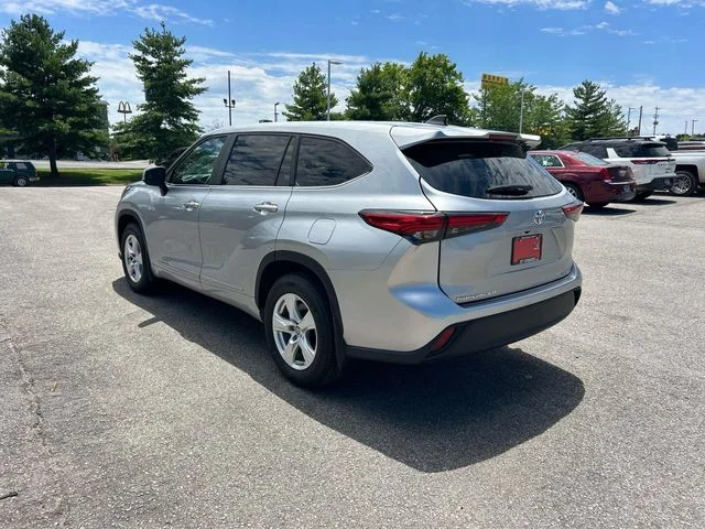 Used 2023 Silver Toyota LE image 6